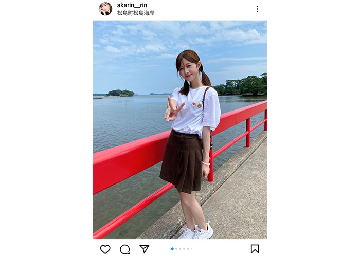 松川星、ツインテールにTシャツ&ミニスカのカジュアル私服でピースショット公開！