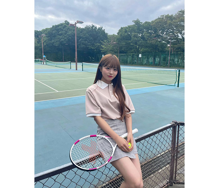 Kirari、テニスの日に中学生ぶりのテニスウェア姿を披露  WWSチャンネル