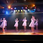 AKB48・17期研究生による「ただいま恋愛中」公演が初日「私たちはスタートラインに立てたばかり」