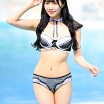 【写真特集】青葉ひなり（FES☆TIVE）、メイド風ビキニで魅せる脚線美＆くびれボディで視線釘付けに！＜近代麻雀水着祭2022＞