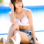 【写真特集】琴吹ゆず（RiNCENT.）、白ビキニ×制服スカートのフェチな着こなしを披露＜近代麻雀水着祭2022＞