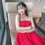 STU48・岩田陽菜、オトナな赤ワンピースで寝そべり美脚チラリ！写真集発売記念イベントも開催決定