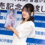 【写真特集】AKB48・村山彩希、白の透け感ワンピースで写真集イベントに参加！「今の村山彩希を見逃さないで」