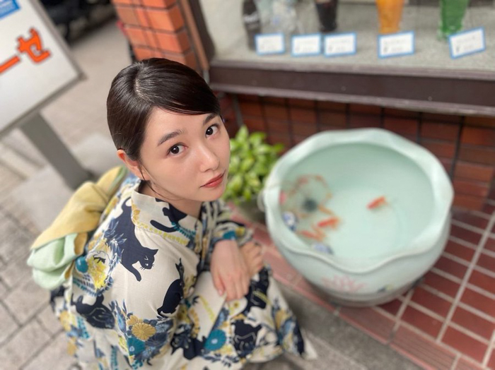 桜井日奈子、猫柄の浴衣を着たカレンダーオフショットが可愛すぎる！