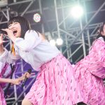 【ライブレポート】私立恵比寿中学（エビ中）がメッシュにタトゥーでキメまくり。MCなしで怒涛のパフォーマンスを魅せる＜氣志團万博2022 ～房総魂～＞