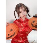 新谷姫加、真っ赤なチャイナドレスで際立つ透明肌披露