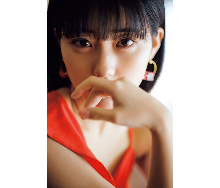 HKT48・田中美久「一緒に大人みくりんを味わってください！」、『旬撮GIRL Vol.12』誌面カットが公開に！