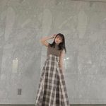 NMB48・上西怜、おしゃれ可愛い秋色ワンピースコーデに反響ぞくぞく