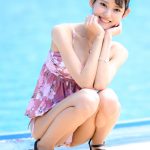 【写真特集】八掛うみ、プールサイドから可愛らしい笑顔でキュンをお届け！＜近代麻雀水着祭2022＞