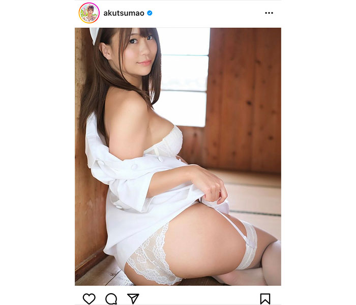 元RQ・阿久津真央、脱ぎかけナース服から下着を大胆見せつけ！