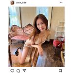 あのん、美谷間強調の寄りかかりポーズに「セクシー」「素晴らしい」の声