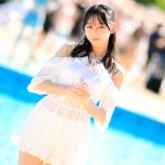 【写真特集】本間菜穂（LOVE CCiNO）、肩出しレースのワンピースから透明美脚披露！＜近代麻雀水着祭2022＞