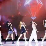 LE SSERAFIM（ル セラフィム）、デニム衣装を着てメディアショーケースに登場