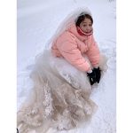広瀬アリス、極寒の中「七人の秘書」撮影に挑むオフショットに「寒そうな表情も可愛い」の声