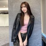 NMB48・原かれん、ライダース×ニーハイのょっぴり辛めな「お話し会」コーデ披露「どうかなっ？」