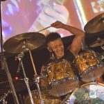 【ライブレポート】感覚ピエロ、「めちゃくちゃにしようぜ！」の言葉通りステージで縦横無尽に大暴れ！＜SAMURAI SONIC vol.3＞