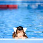 【写真特集】愛白かなた（81moment）、下乳こぼれる白猫ビキニで濡れボディ披露＜近代麻雀水着祭2022＞