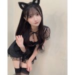 「特別だよ」三倉みく（Merry BAD TUNE.）、超ミニワンピから太もも美谷間見せのハロウィンコスプレにファン歓喜