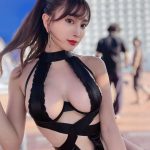 森咲智美、形くっきりな『まんまるバスト』の曲線美で悩殺！