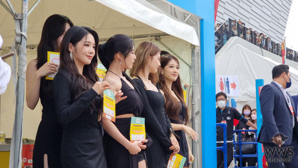 8人組グループ・fromis_9が美脚際立つ黒衣装で『KCON 2022 JAPAN』に登場！