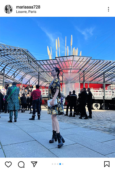 谷まりあ、ミニ丈ドレスで美脚を披露「オーラが半端ない、、、」「パリにも負けない美貌だよ」と絶賛の声！