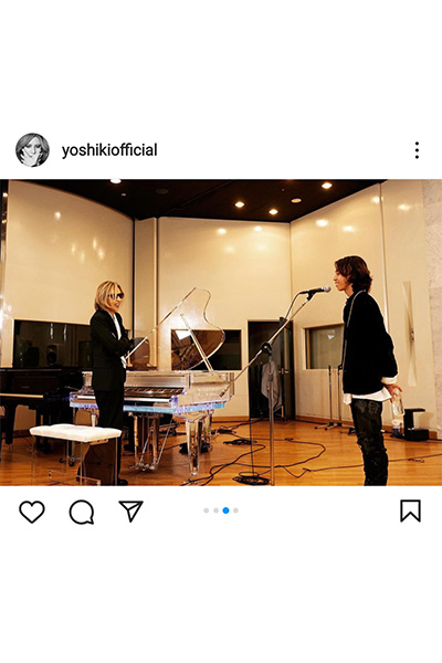 YOSHIKI、19歳で亡くなったYOSHIさんを追悼