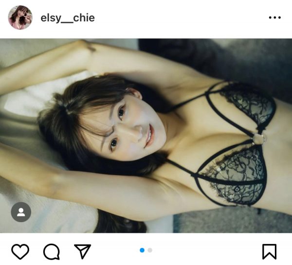 elsy・愛森ちえ「普段は見せない」、セクシーランジェリー姿のしっとり表情で魅了