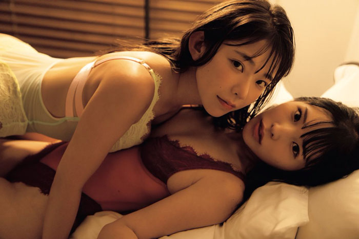 長澤茉里奈＆長澤聖愛、ベッドで重なり合う妖艶ランジェリーショット公開「令和の美人姉妹」「眼福です」