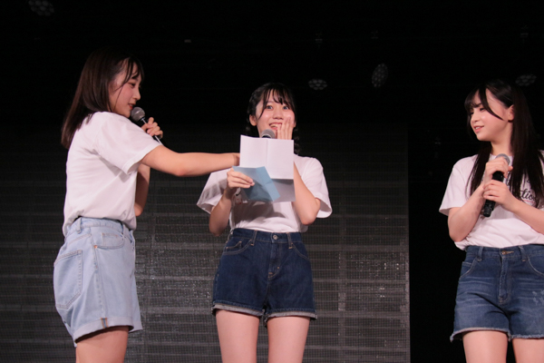 NGT48・3期研究生が劇場公演デビュー！新井りりの「一緒に活動できていることが嬉しい」