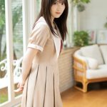元櫻坂46・菅井友香、衣装での撮り下ろし＆新規書き下ろしを収録した書籍『Ｗアンコール』が発売