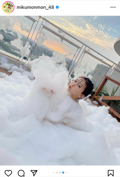 HKT48・田中美久、屋外ジャグジーで泡だらけに！「泡になりたい」の声も
