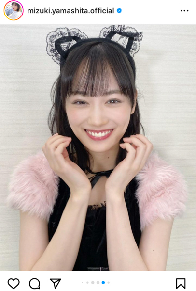 乃木坂46・山下美月、セクかわな猫コスプレで太ももチラリ