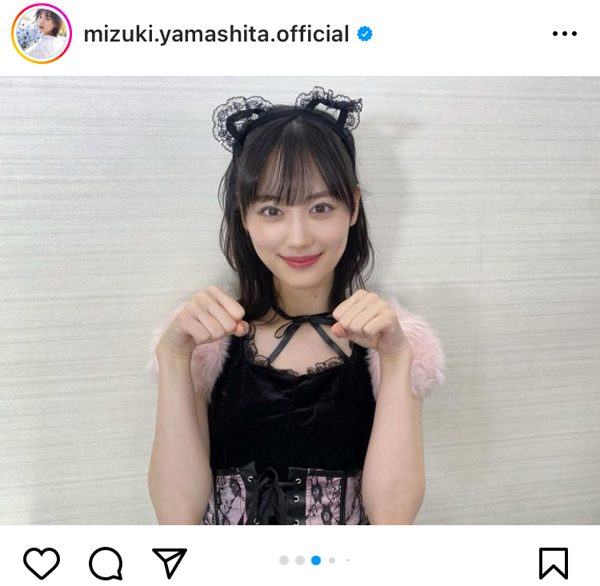 乃木坂46・山下美月、セクかわな猫コスプレで太ももチラリ