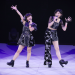【ライブレポート】モーニング娘。'22・加賀楓、約10年間の活動に終止符！卒業曲「Give me 愛」で赤と黒の卒業衣装をまとってパフォーマンス。