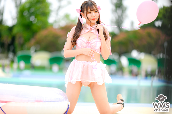 【写真特集】桃瀬あゆな（RiNCENT.）、ガーリーさ全開のピンクビキニをセクかわに披露！＜近代麻雀水着祭2022＞