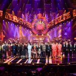 【レコ大】有村架純、黒のミニスカ衣装から美脚のぞかせ生放送に臨む！＜第64回 輝く！日本レコード大賞＞