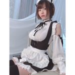 えなこ、くっきり乳袋で悩殺するメイドコスに歓喜の声！