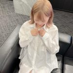 NMB48・堀詩音、履いてないかもしれない！彼シャツショットで妄殺！