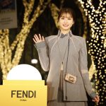 生見愛瑠（めるる）、ショートパンツで美脚全開！表参道イルミネーション点灯式に登場