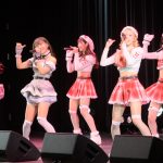 【写真特集】JamsCollection（ジャムズ）、ミニスカサンタ衣装で「うる祭」を熱く盛り上げる！！＜うるトラすフェスタ〜クリスマスSP〜＞