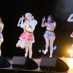 【写真特集】JamsCollection（ジャムズ）、ミニスカサンタ衣装で「うる祭」を熱く盛り上げる！！＜うるトラすフェスタ〜クリスマスSP〜＞