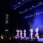 【写真特集】JamsCollection（ジャムズ）、ミニスカサンタ衣装で「うる祭」を熱く盛り上げる！！＜うるトラすフェスタ〜クリスマスSP〜＞