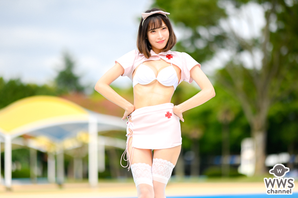 【写真特集】恋星める、ナース水着コスでセクシーにM字開脚！＜近代麻雀水着祭2022＞