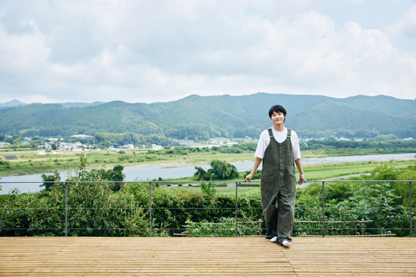 神木隆之介、主演ドラマ「らんまん」の舞台・高知の魅力を伝える紀行ガイドブックを発売