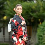 小芝風花、オトナな黒い晴れ着姿を披露！井本彩花に奢る太っ腹な約束も＜オスカー晴れ着撮影会＞