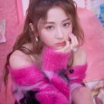 LE SSERAFIM（ル セラフィム）、好きなものに好きなだけ没頭する「PINK MUSK」のソロカット公開