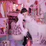 LE SSERAFIM（ル セラフィム）、好きなものに好きなだけ没頭する「PINK MUSK」のソロカット公開