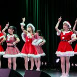 【写真特集】Peel the Apple（ぴるあぽ）、「うる祭」でサンタクロース衣装披露！冬から夏へ青春を駆け抜ける！！＜うるトラすフェスタ〜クリスマスSP〜＞