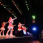 【写真特集】Peel the Apple（ぴるあぽ）、「うる祭」でサンタクロース衣装披露！冬から夏へ青春を駆け抜ける！！＜うるトラすフェスタ〜クリスマスSP〜＞