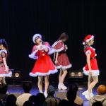 【写真特集】Peel the Apple（ぴるあぽ）、「うる祭」でサンタクロース衣装披露！冬から夏へ青春を駆け抜ける！！＜うるトラすフェスタ〜クリスマスSP〜＞